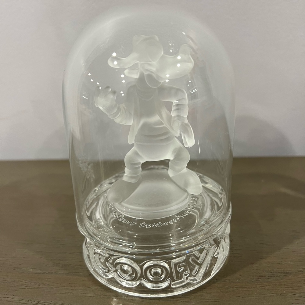 Disney Goofy Hofbauer Comics Club Lead Crystal Dome West Germany